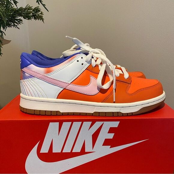 NIB Nike Dunk Low SE ‘Everything You Need’